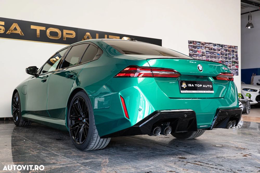 BMW M5 xDrive - 38