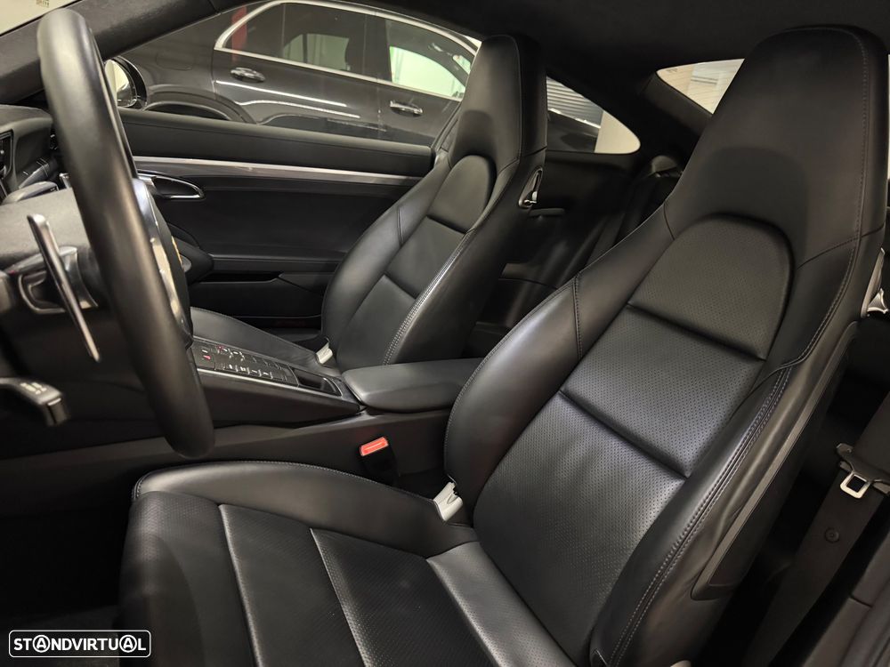 Porsche 911 Série F Carrera 2 S PDK - 14