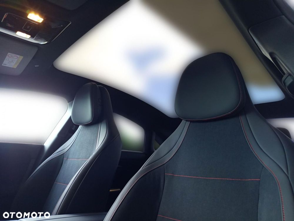 Mercedes-Benz CLA - 15