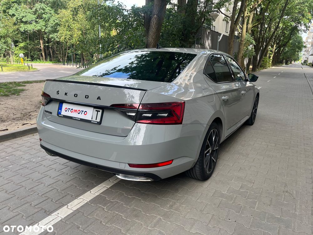 Skoda Superb 2.0 TSI Sportline DSG - 6