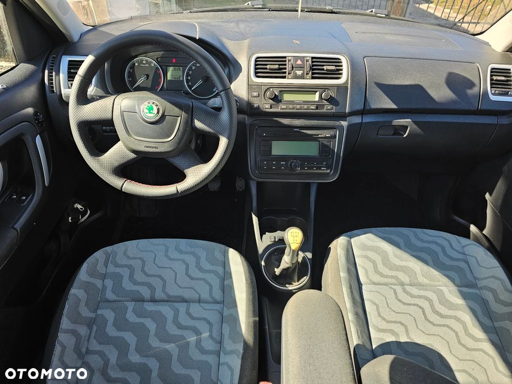 Skoda Roomster - 10