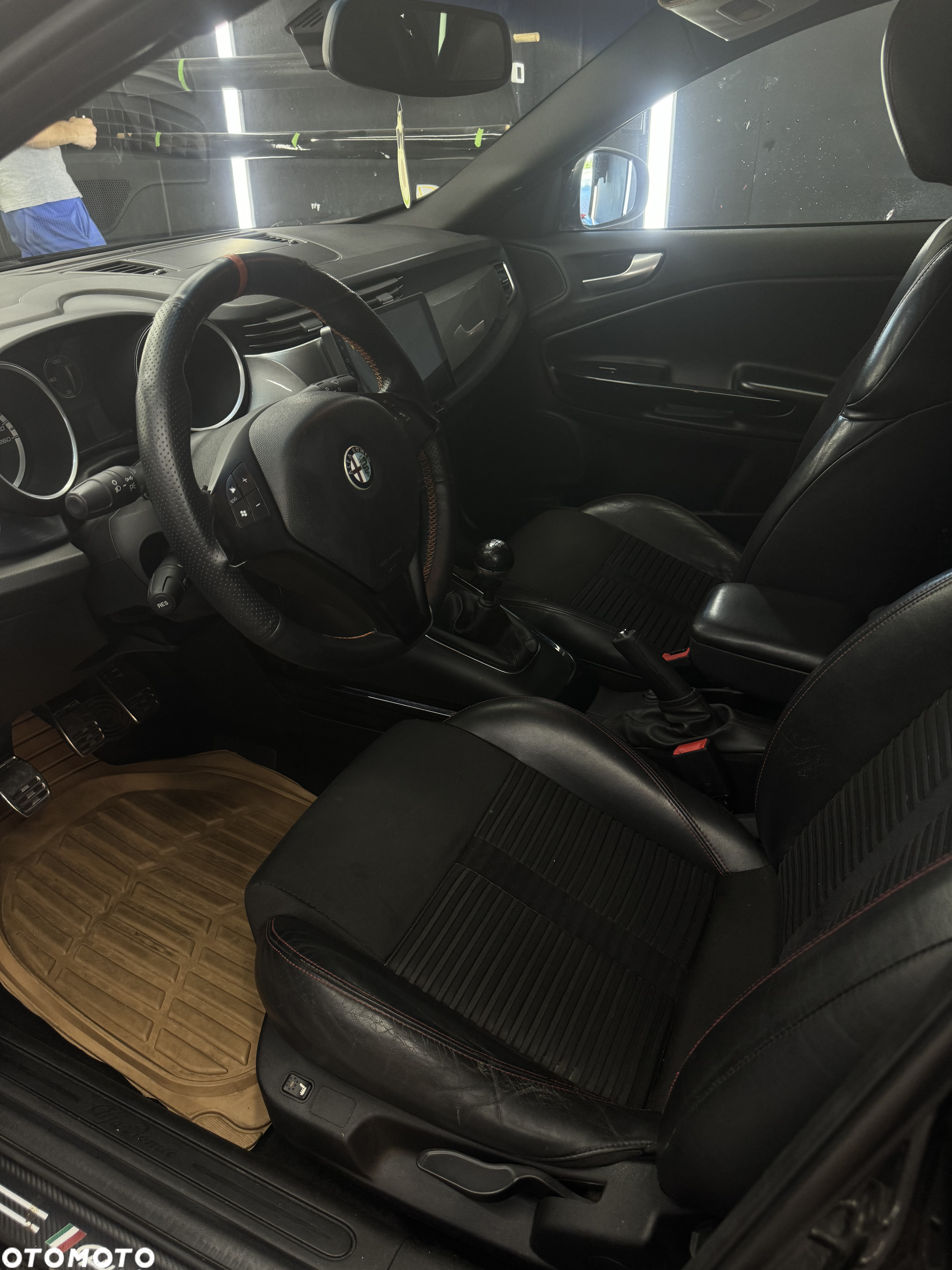 Alfa Romeo Giulietta 2.0 JTDM Distinctive - 9