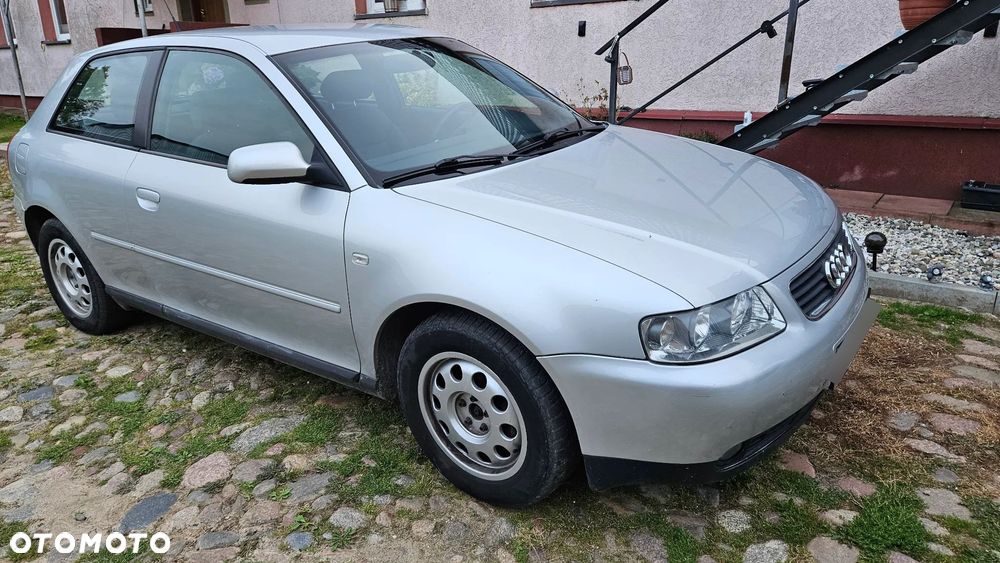 Audi A3 3-drzwiowe 1.6 Ambiente - 3