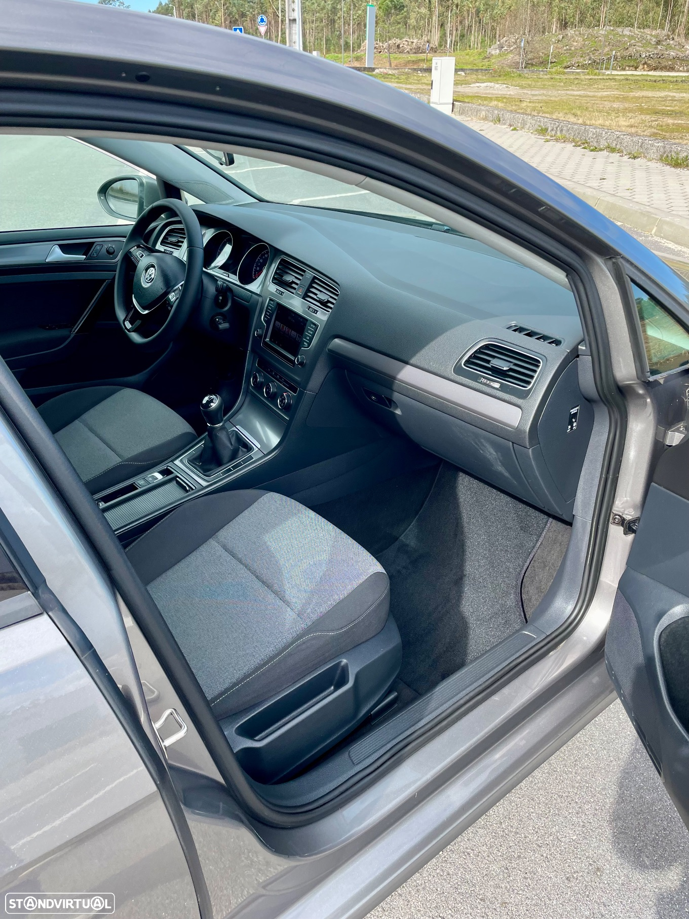 VW Golf 1.6 TDi Trendline - 43