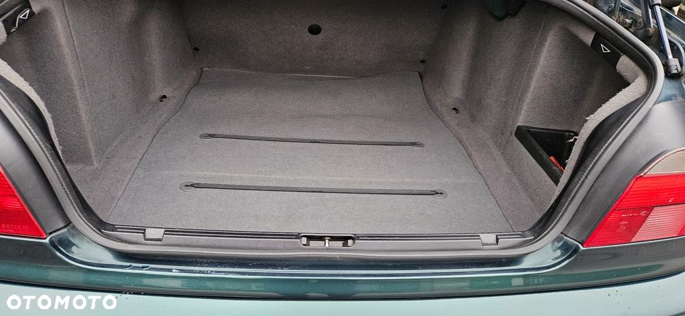 BMW Seria 5 520i - 17