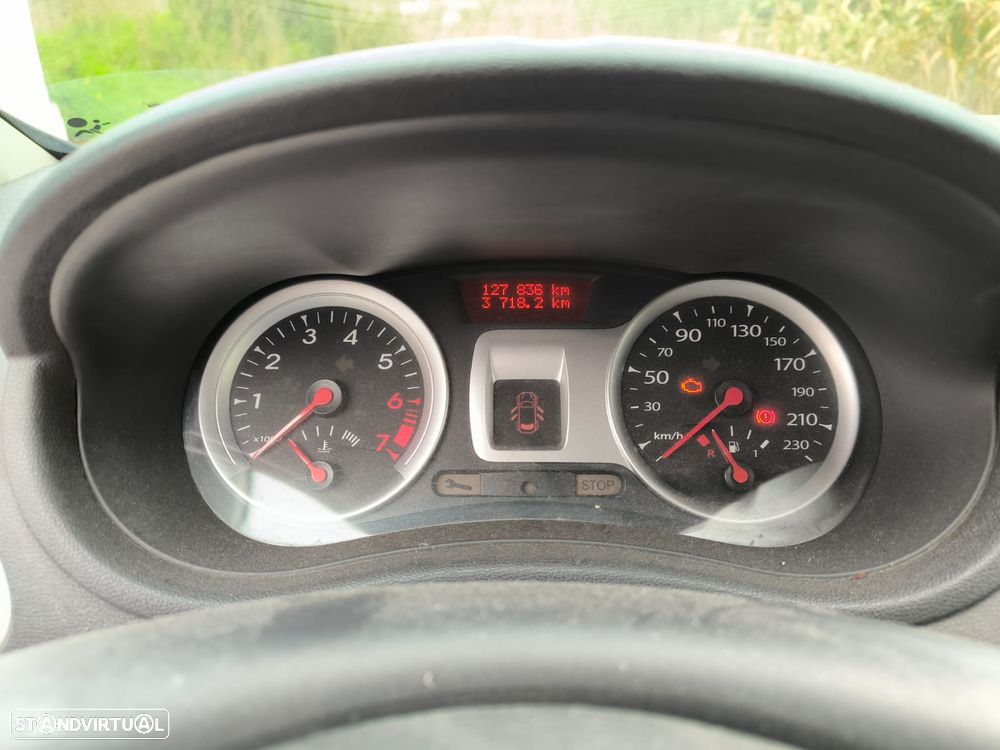 Renault Clio 1.2 TCE GT J15 - 8