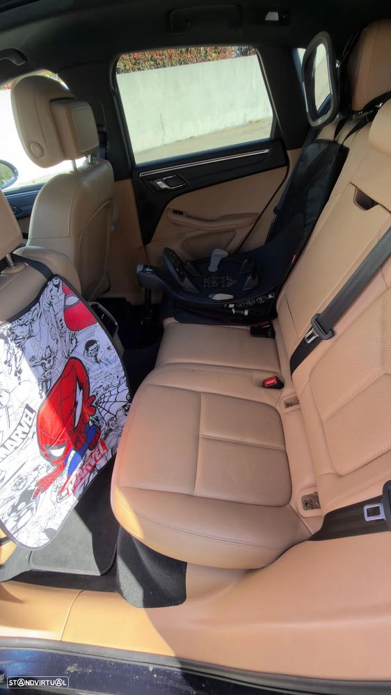 Porsche Macan Standard - 21