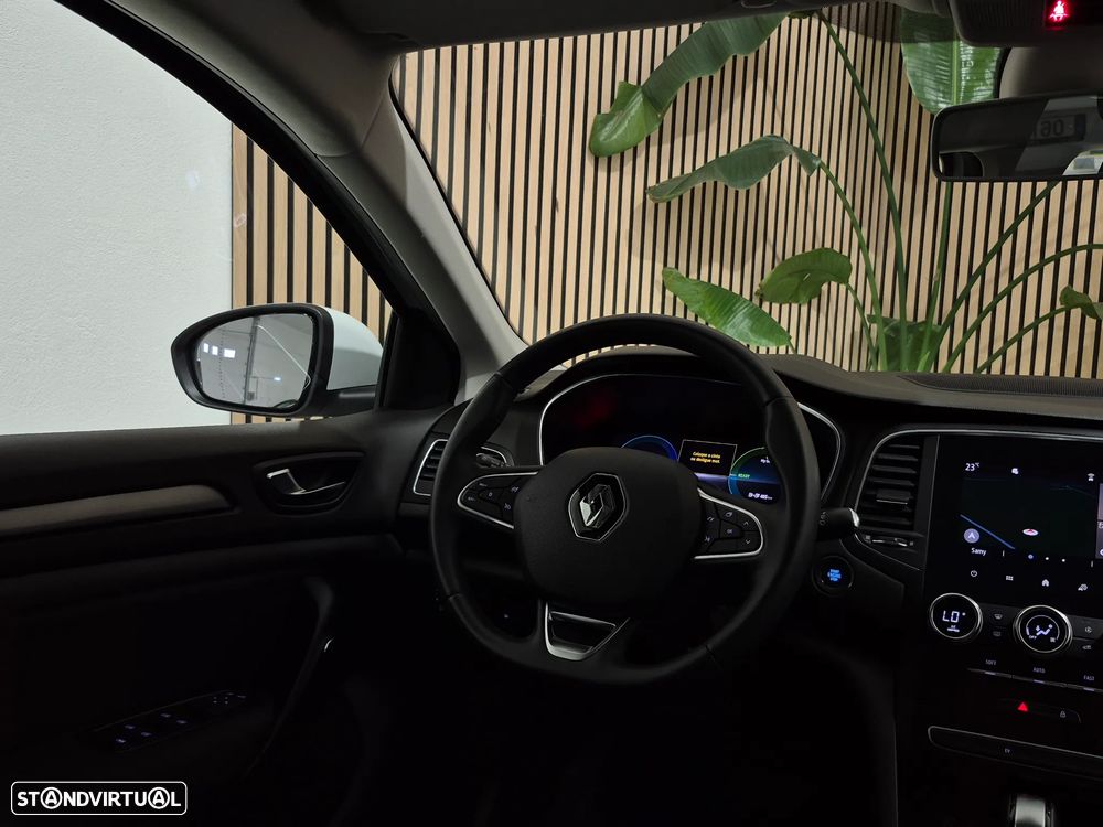 Renault Mégane 1.6 Plug-In Intens - 12