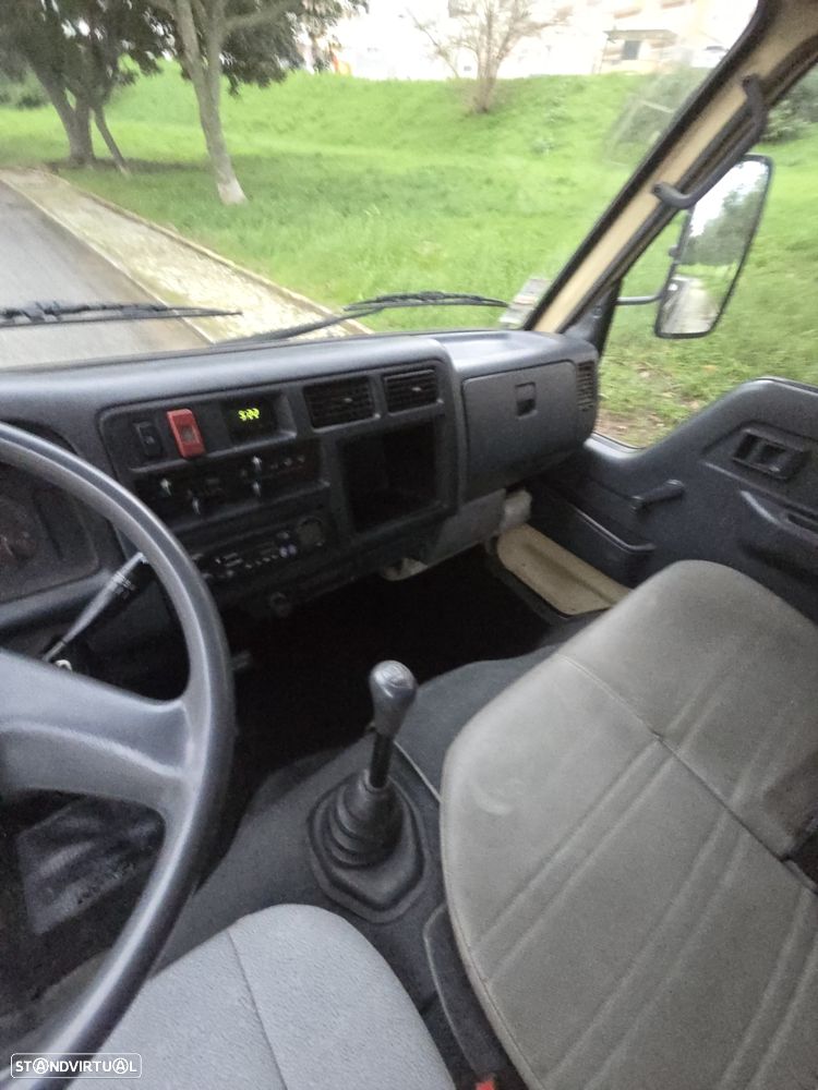 Toyota Dyna 150 - 16