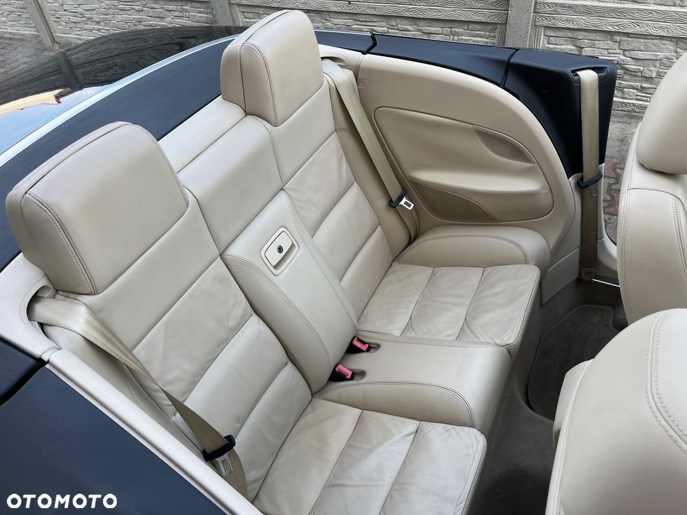 Volkswagen Eos - 11