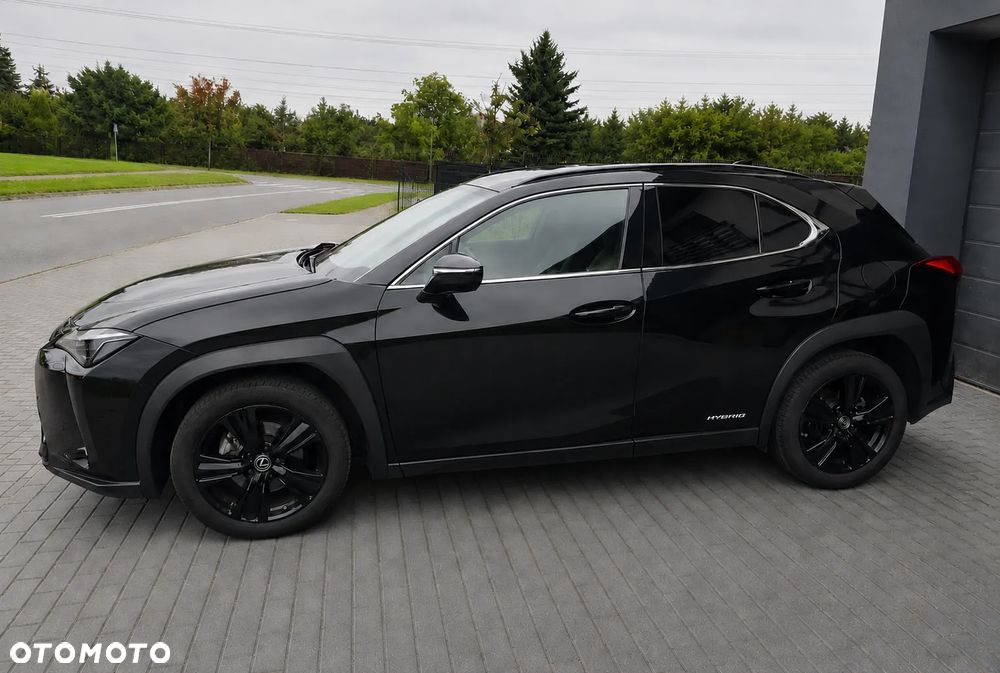 Lexus UX 250h GPF F Impression 2WD - 4