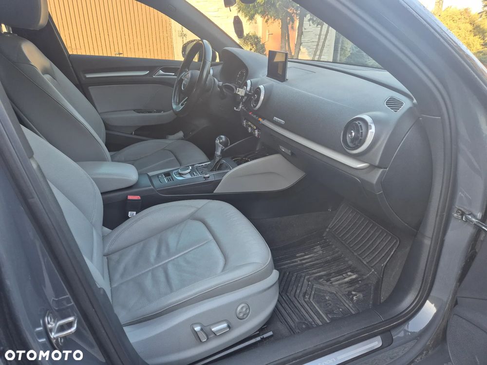 Audi A3 Sportback 1.4 TFSI e-tron S tronic - 21