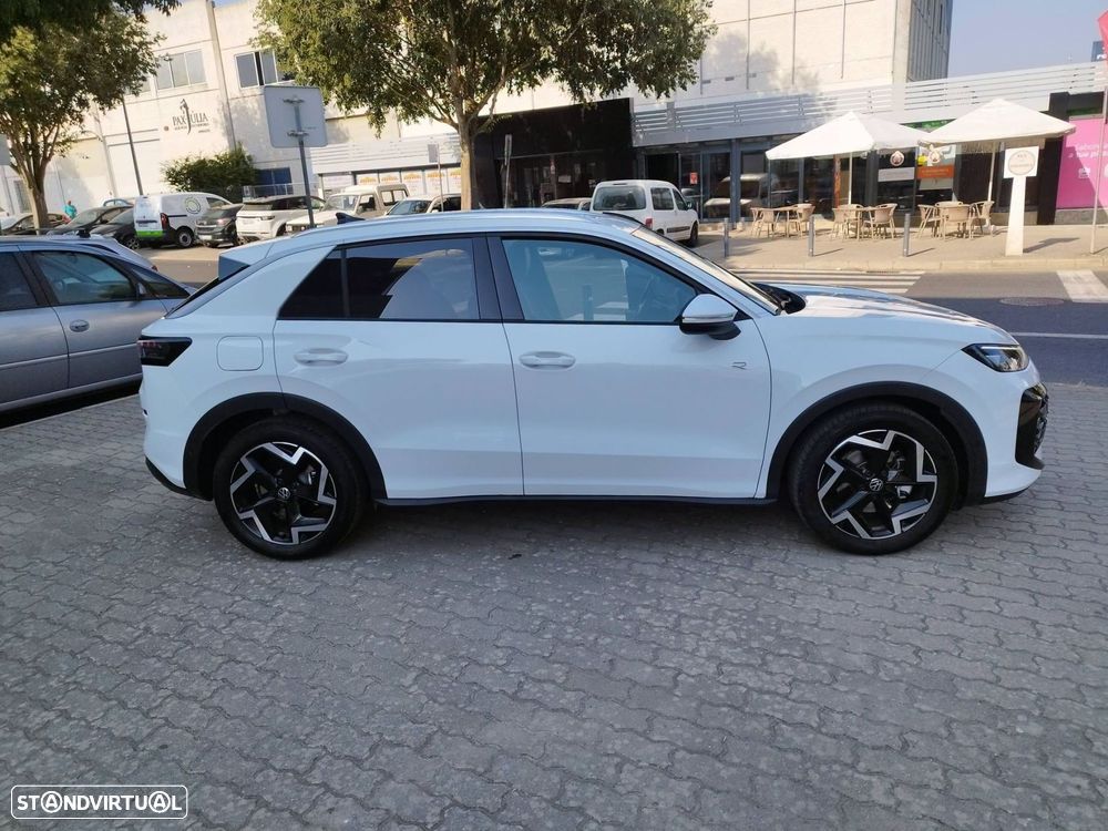 VW T-Roc 1.5 eTSI R-Line DSG - 2