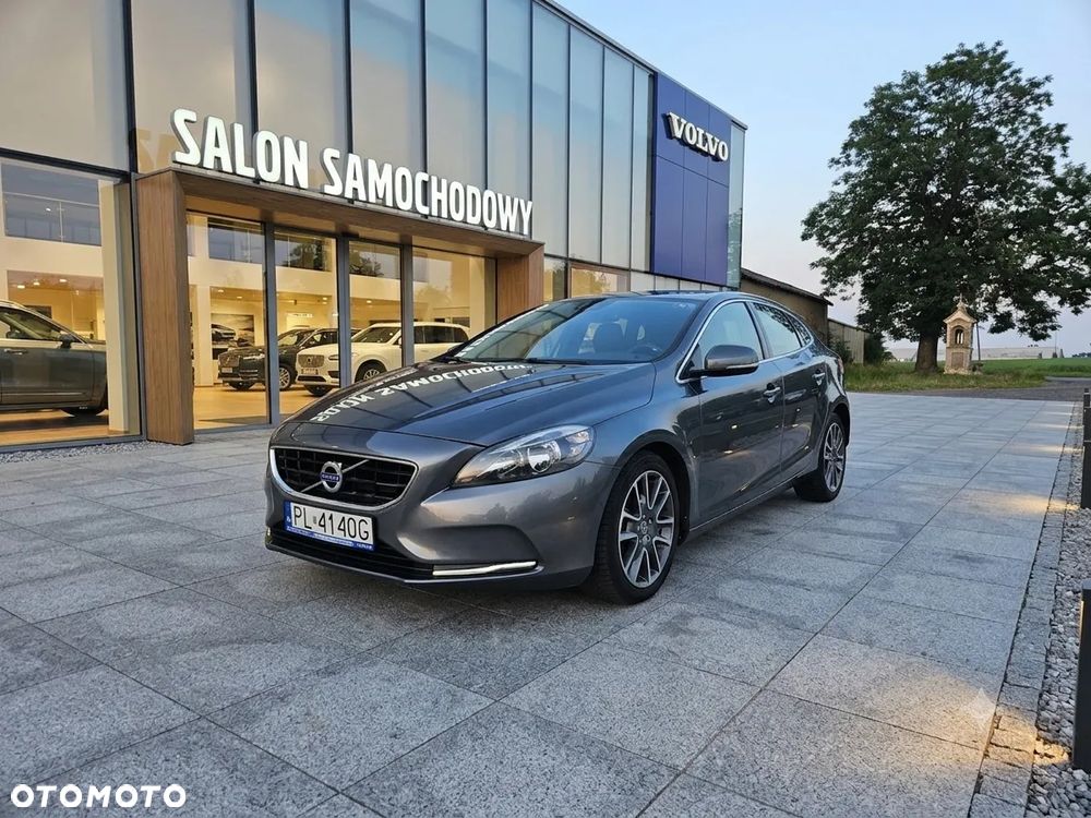 Volvo V40 D2 - 1