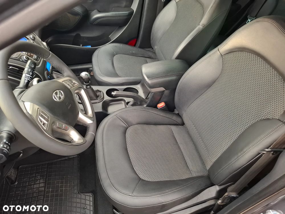 Hyundai ix35 2.0 CRDi 4WD Premium - 13