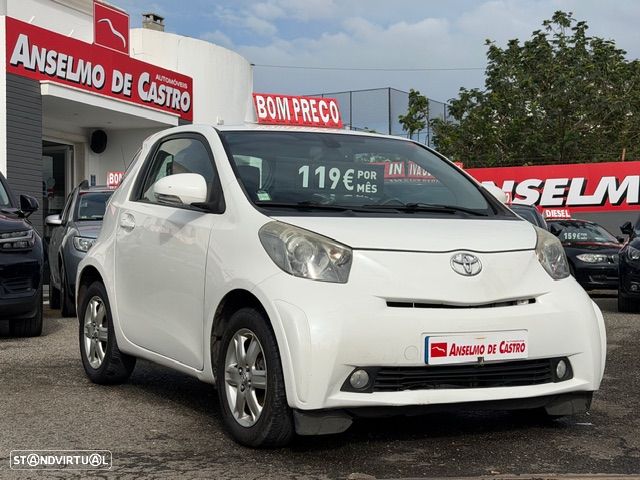 Toyota iQ 1.0 + - 9