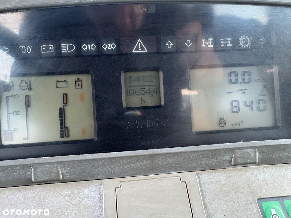 Fendt 815 Vario TMS - 8