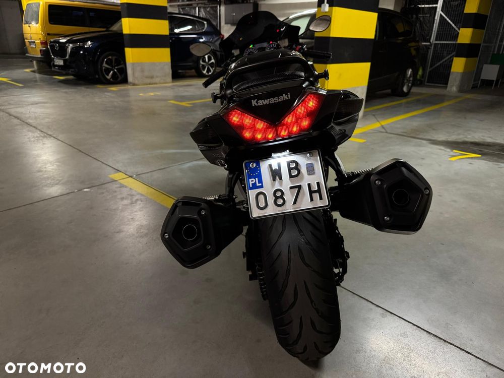 Kawasaki ZZR - 23