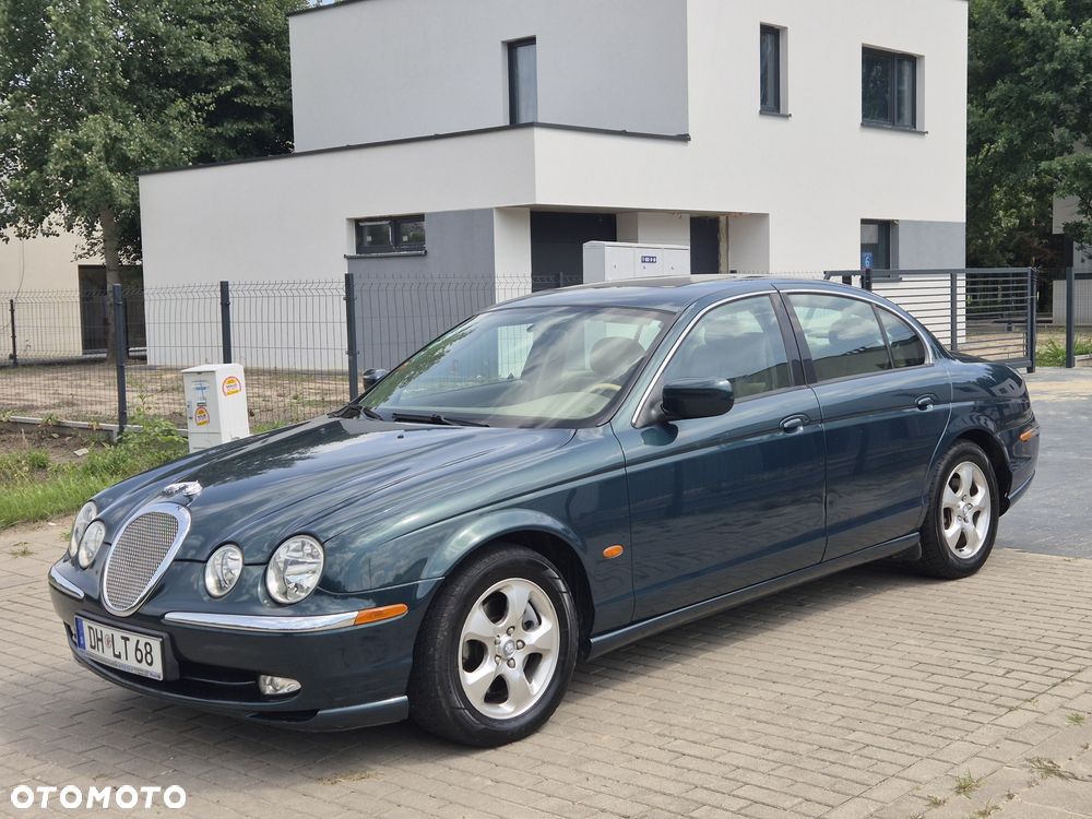 Jaguar S-Type - 1