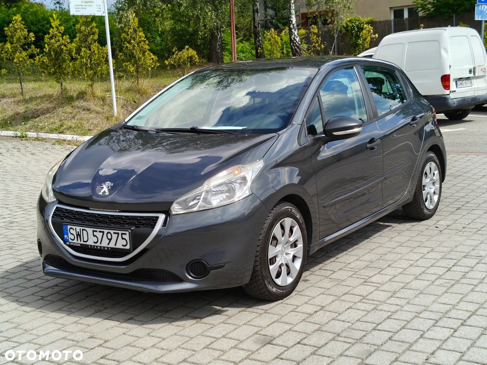 Peugeot 208 82 VTI Allure - 17