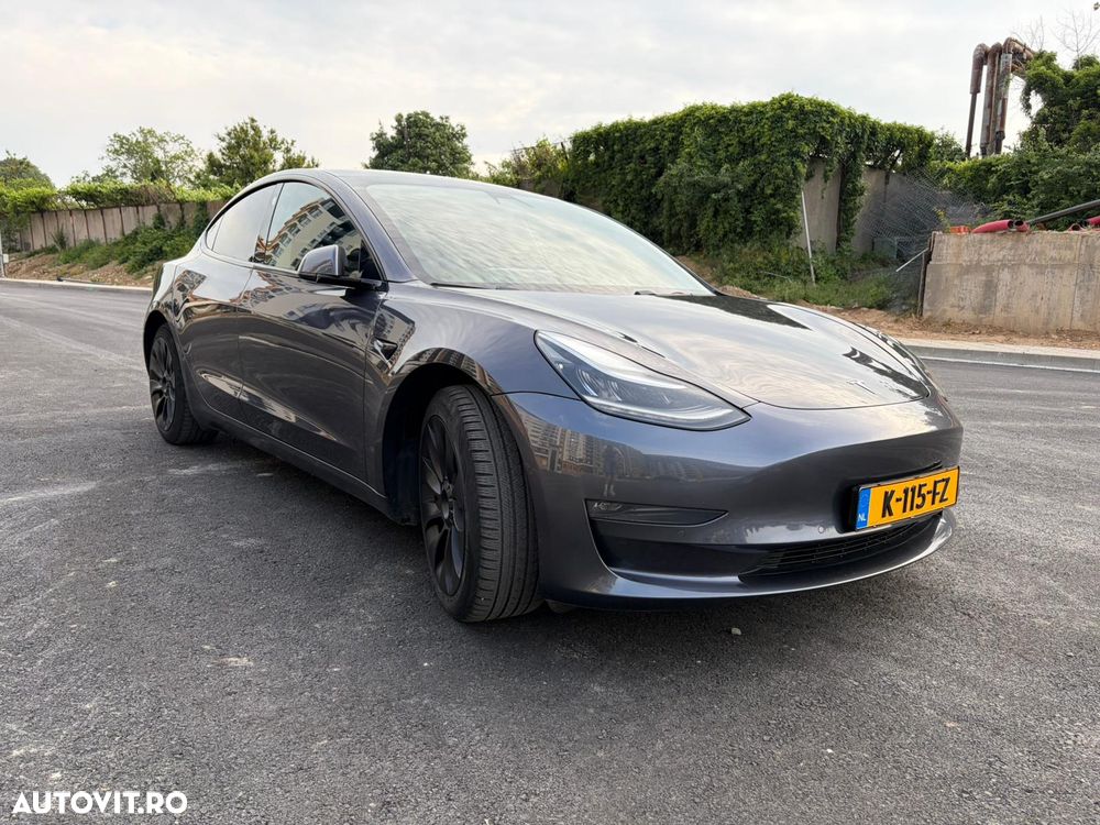 Tesla Model 3 - 15