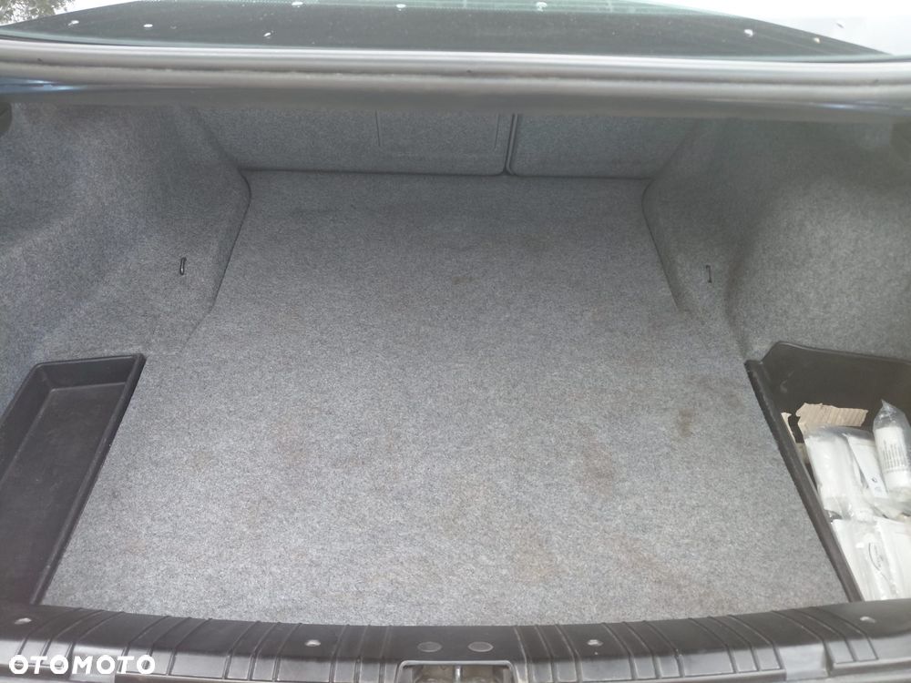 BMW Seria 3 318i Edition Sport - 26