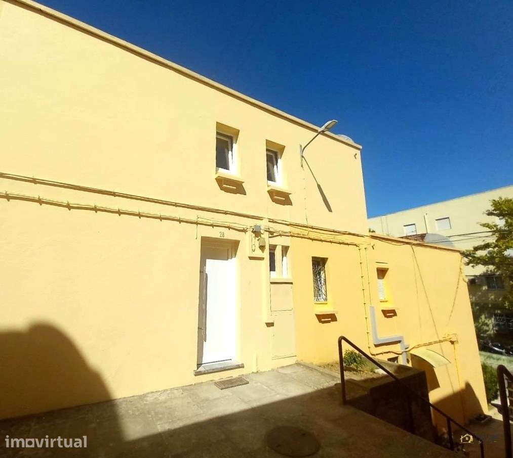 Moradia em Banda T3 DUPLEX Arrendamento em Alverca do Ribatejo e Sobra - Grande imagem: 2/31