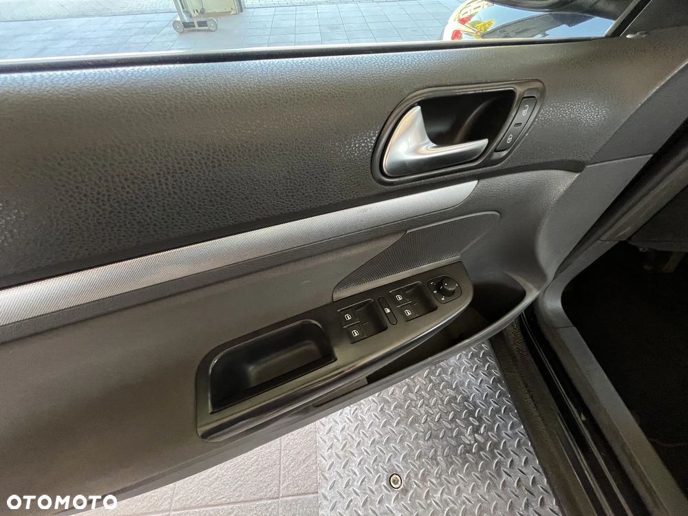 Volkswagen Jetta 1.9 TDI DPF Comfortline - 14
