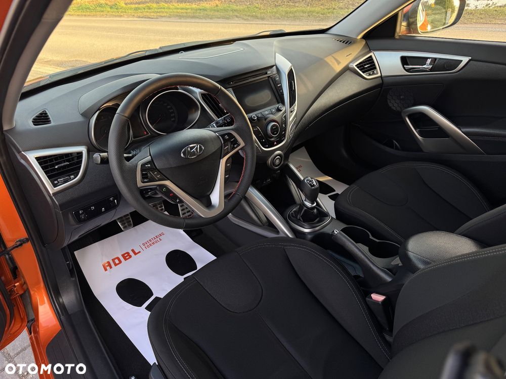 Hyundai Veloster 1.6 GDI Style - 10