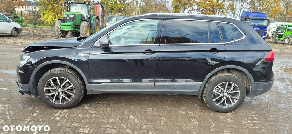 Volkswagen Tiguan - 4