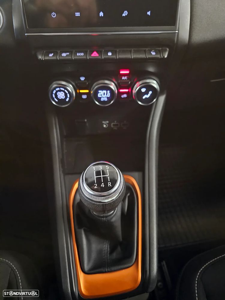 Renault Captur - 40