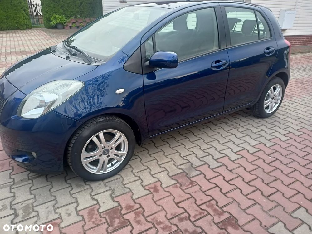 Toyota Yaris 1.3 - 2