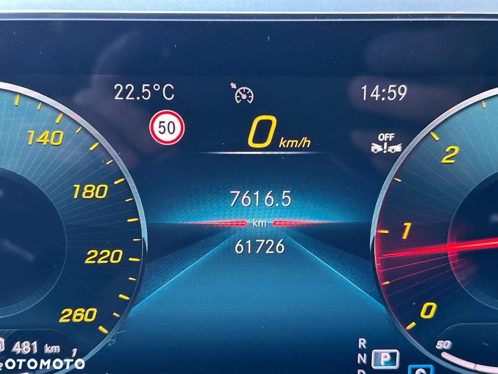 Mercedes-Benz CLA - 17