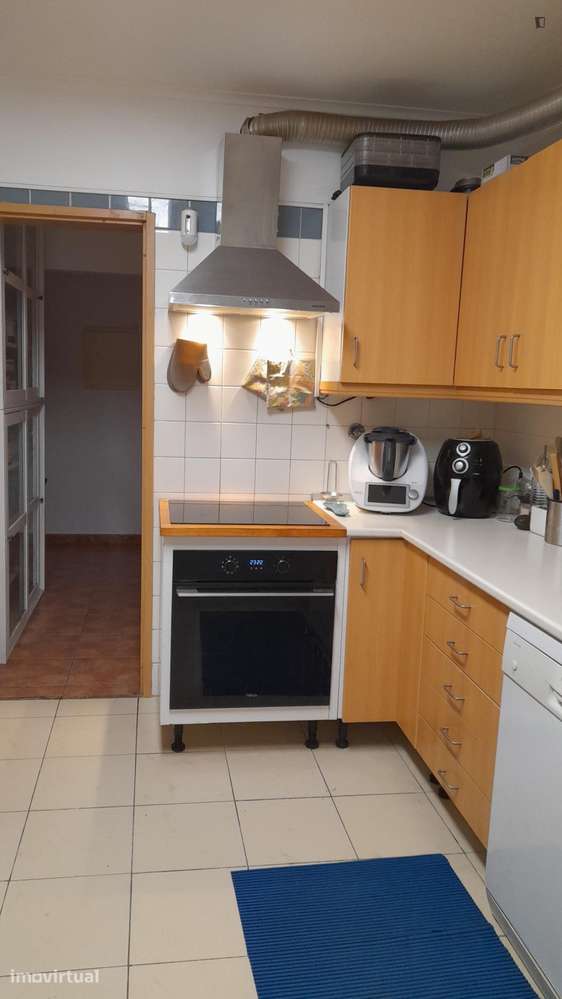 Quarto - localizado em Lisbon - Grande imagem: 4/9