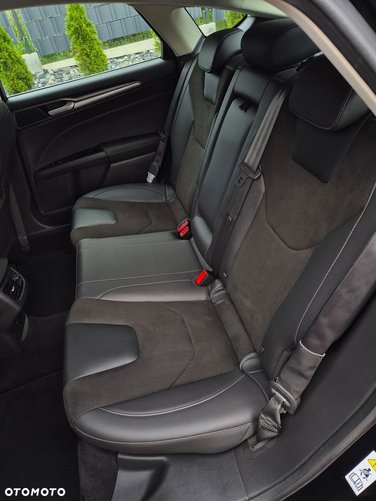 Ford Mondeo 2.0 TDCi Bi-Turbo PowerShift-Aut Titanium - 12