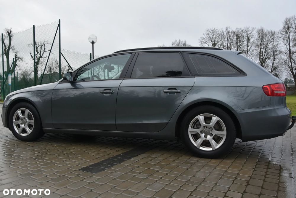 Audi A4 Avant 2.0 TDI ultra DPF Attraction - 31
