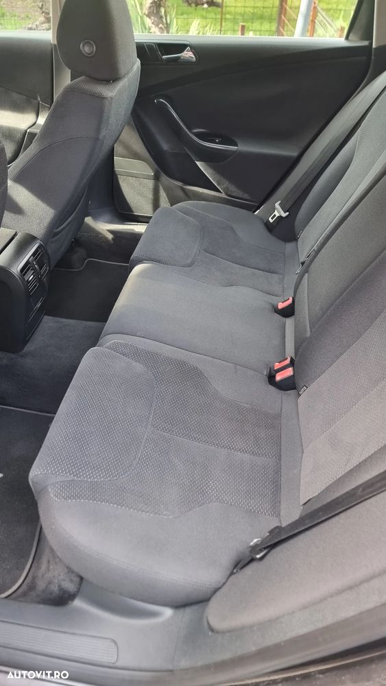 Volkswagen Passat 2.0 TDI DPF DSG Highline - 6