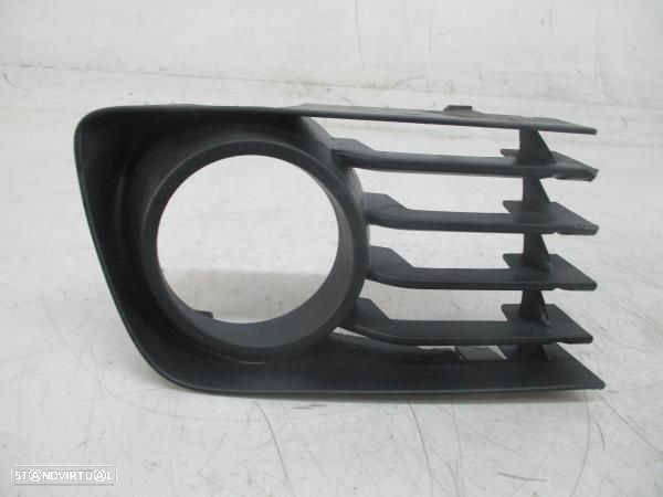 Grelha Toyota Prius (_W3_) - 2