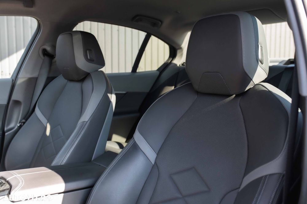 BMW Seria 5 520d xDrive Aut. - 17