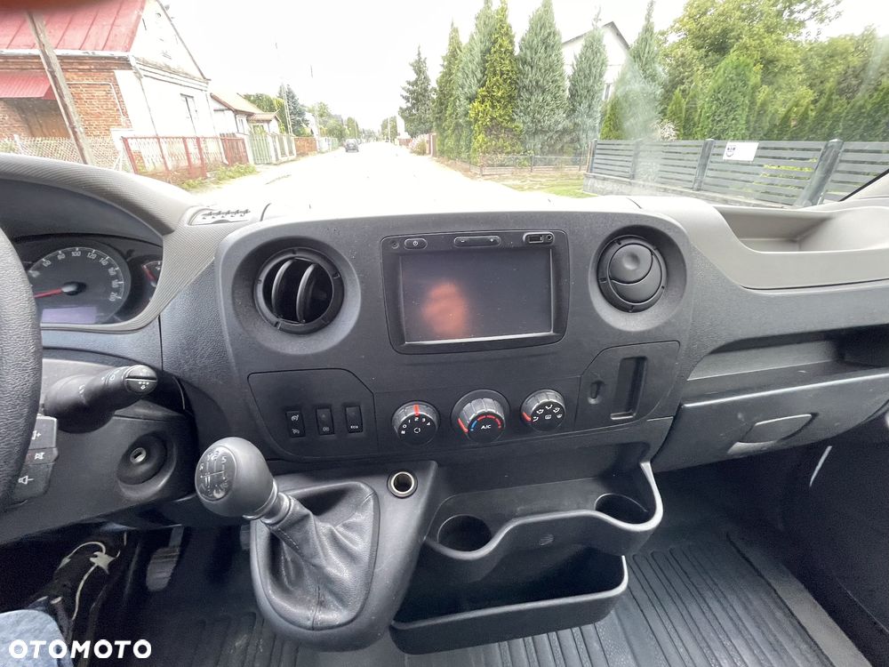 Opel MOVAN - 29