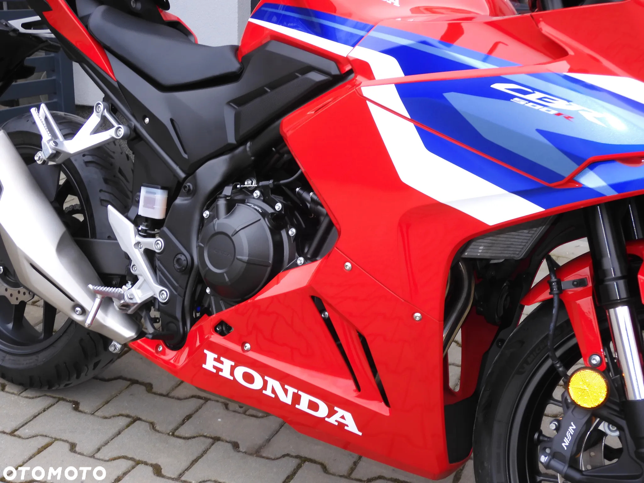 Honda CBR - 8