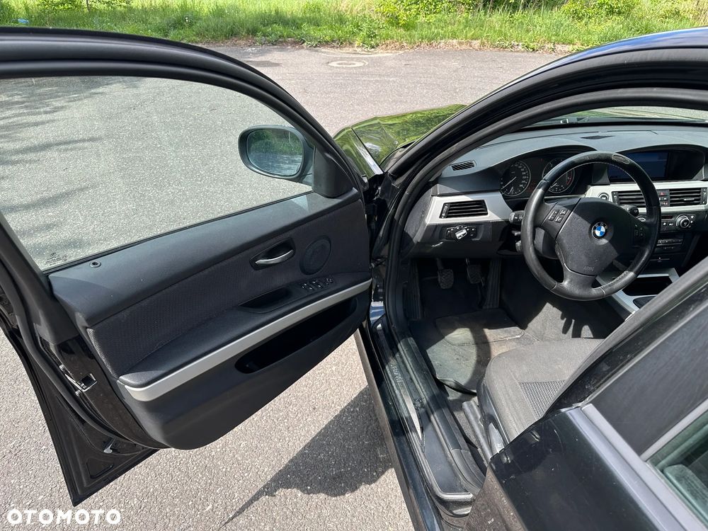 BMW Seria 3 320d DPF - 13