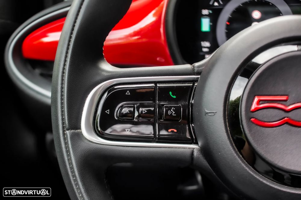 Fiat 500e C (RED) - 13