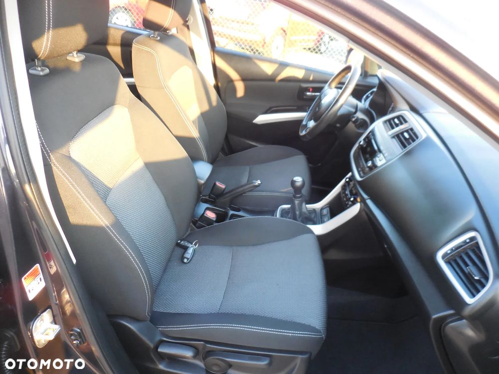 Suzuki SX4 - 11