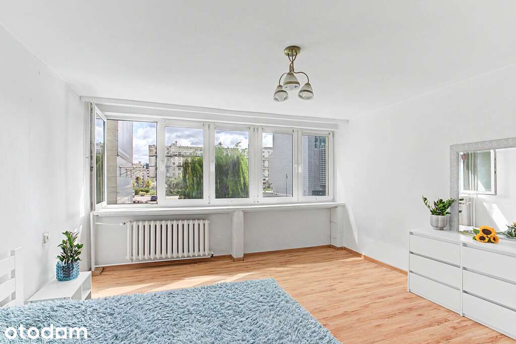 Warszawa, Śródmieście | 27,71 m² | winda | KW |