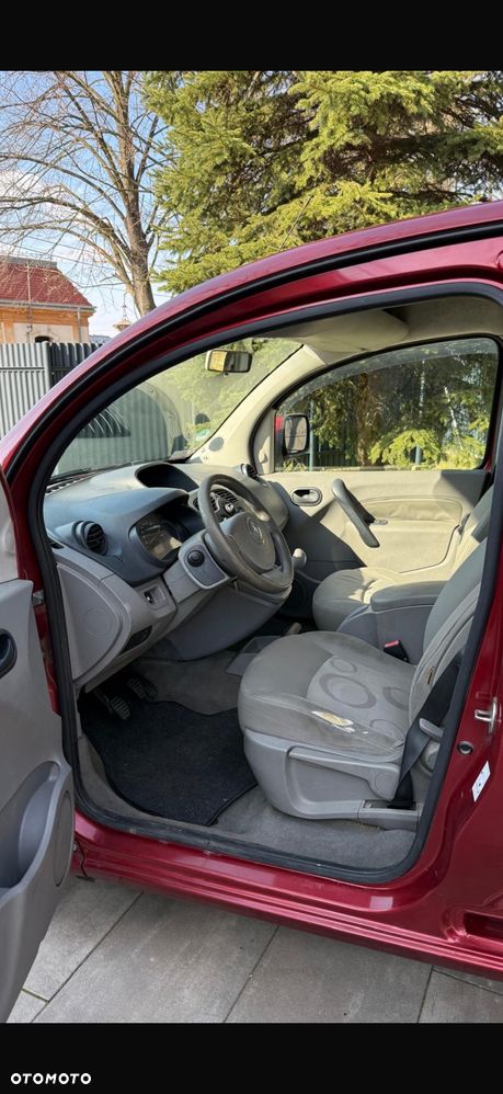 Renault Kangoo 1.6 8V Happy Family - 9