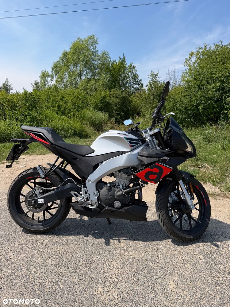 Aprilia Tuono - 4