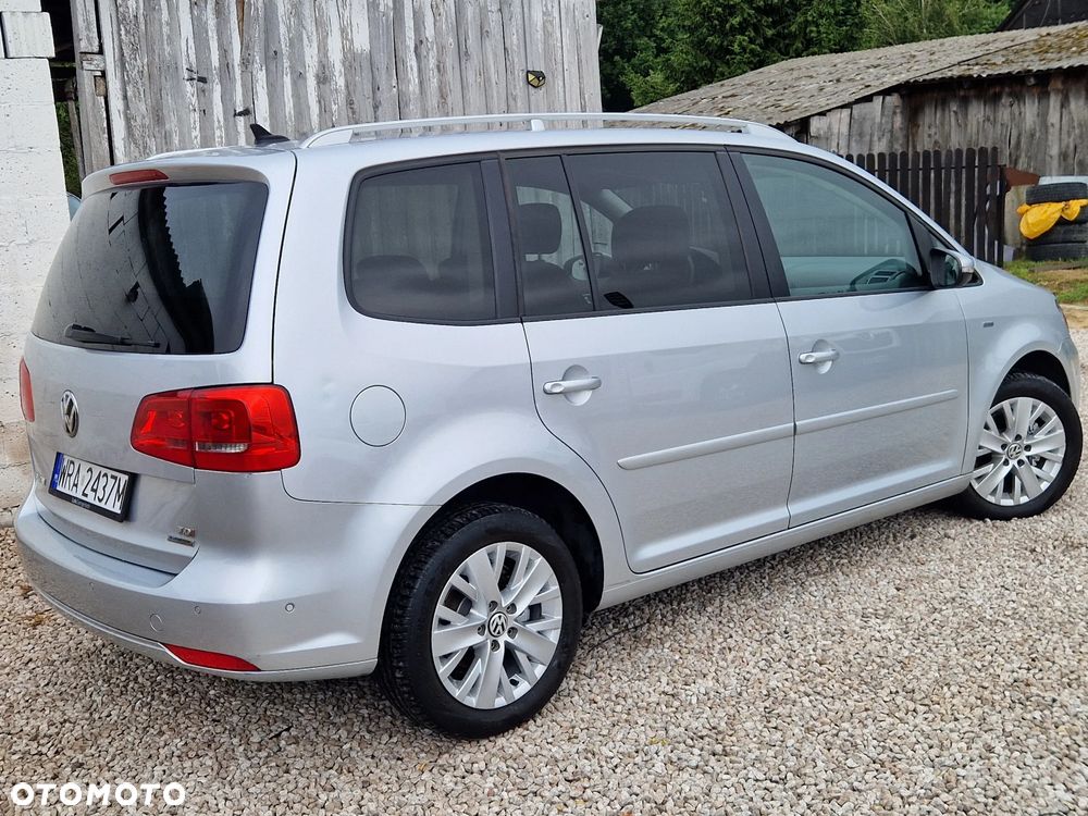 Volkswagen Touran 1.6 TDI DPF DSG Highline - 9