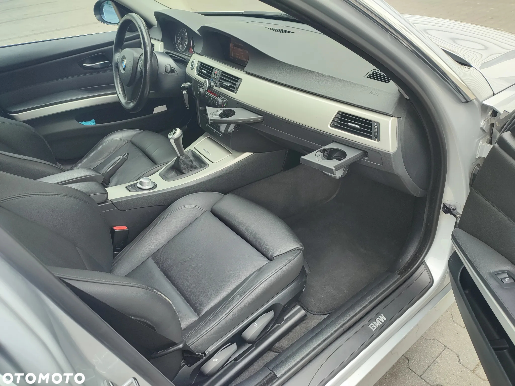 BMW Seria 3 325xi - 9