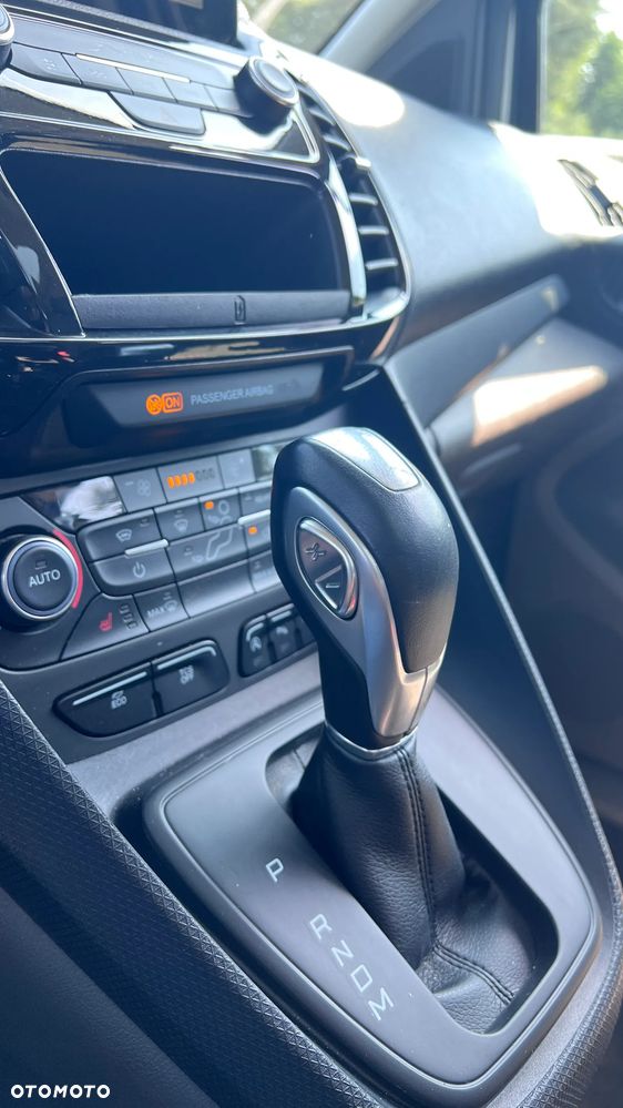 Ford Tourneo Connect Grand - 21